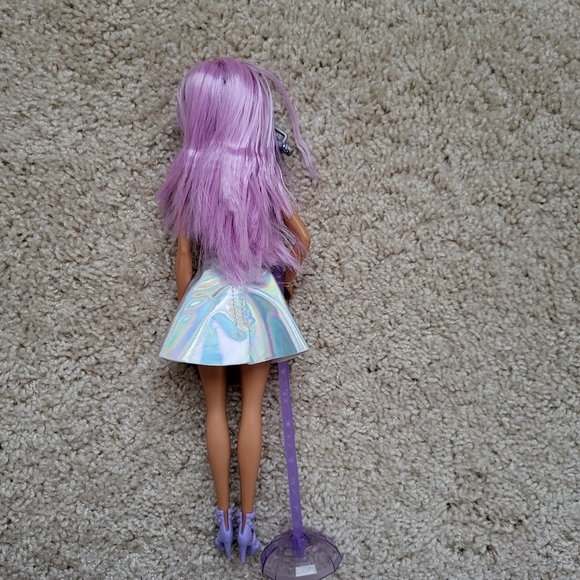 Barbie Pop Star Singer Doll - Picture 5 of 11